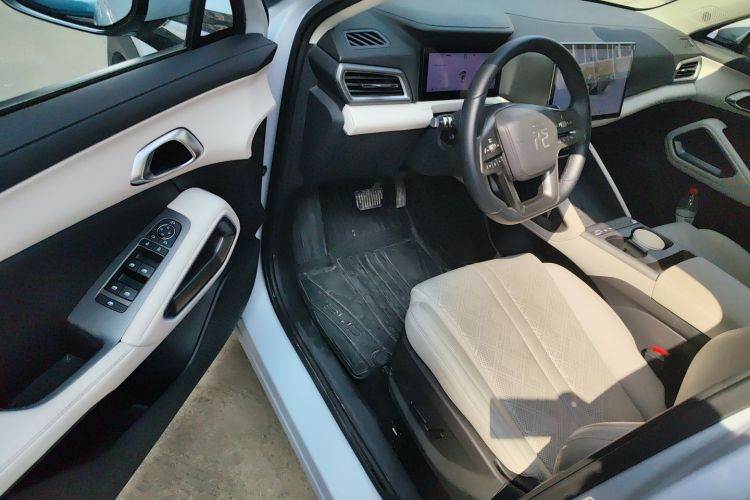 BYD YuanUP 2025 car image #13