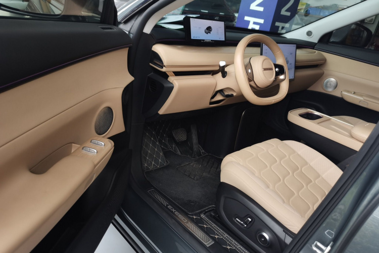 Exceed Stellar Era ET 2024 car image #13