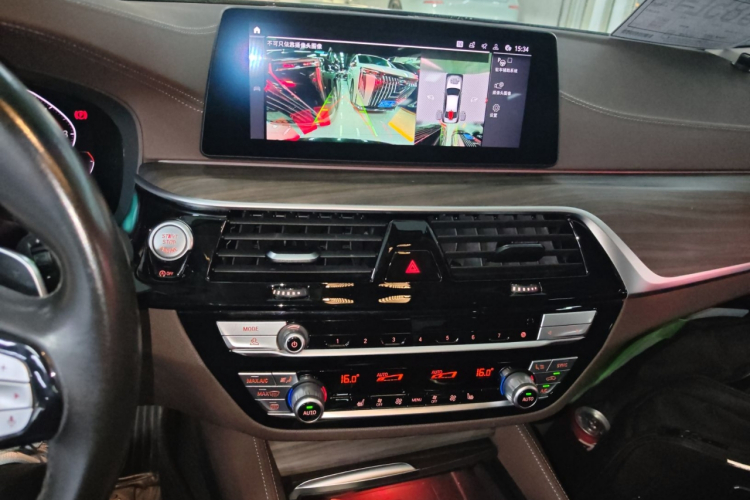 BMW 5 Series 2020 #13 BMW 5 Series 2020 car image #13