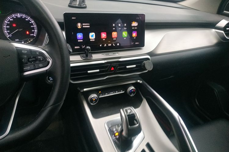 GEELY Coolray 2019 car image #13