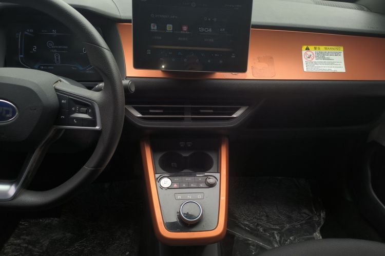 BYD e1 2019 #13 BYD e1 2019 car image #13