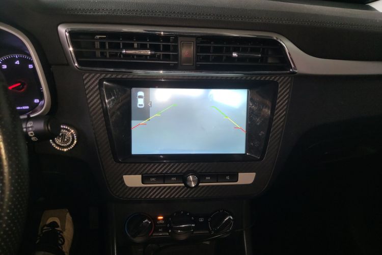 MG ZS 2019 #13 MG ZS 2019 car image #13