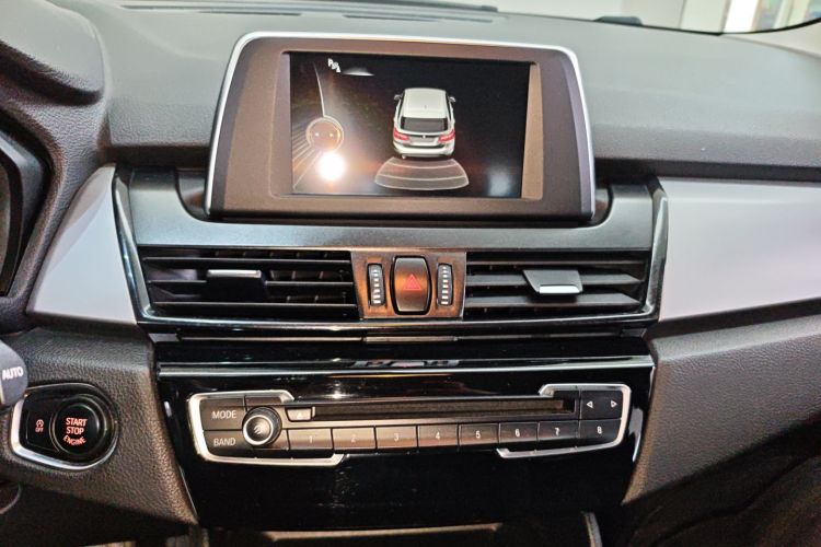 BMW 2 Series Tourer 2016 car image #13