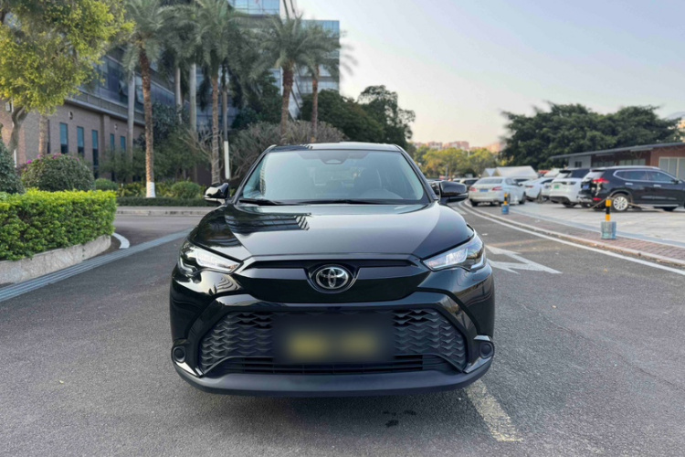 Toyota Frontlander 2023 #13 Toyota Frontlander 2023 immagine di auto #13