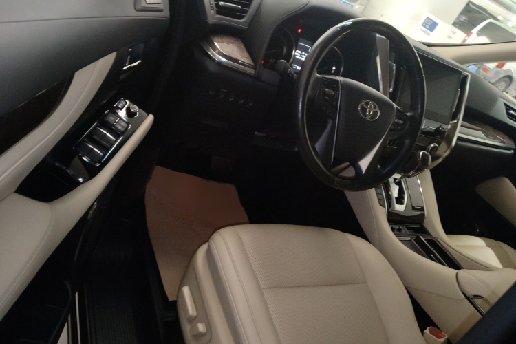 Toyota Vellfire 2022 #13 Toyota Vellfire 2022 صورة سيارة #13