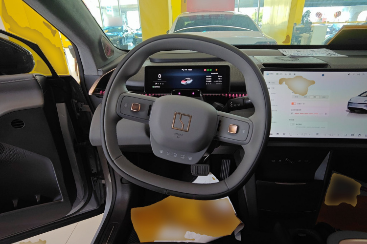 Zeekr X 2025 car image #13