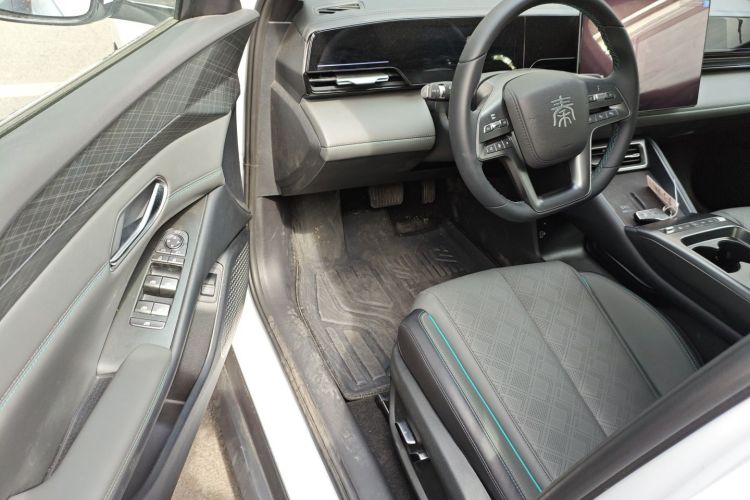 BYD Qin L 2025 car image #13