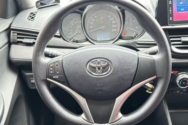 Toyota Vios FS 2022 immagine di auto #13