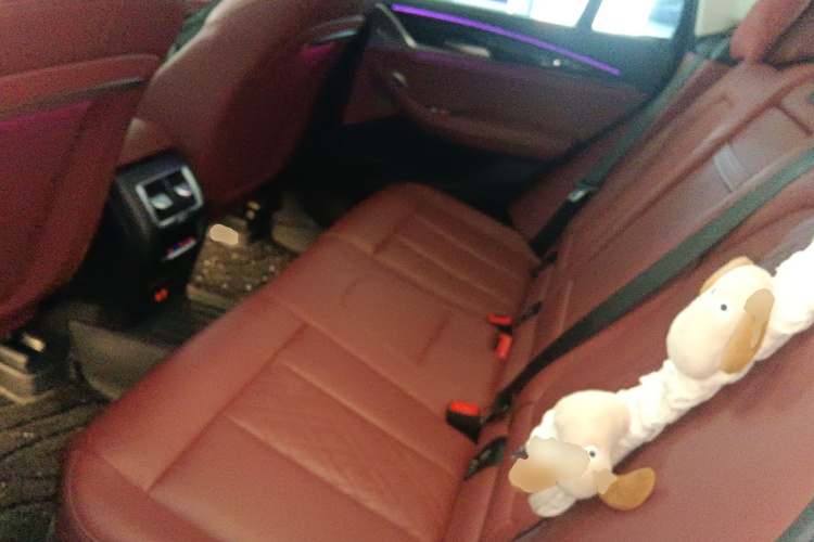 BMW iX3 2023 car image #13