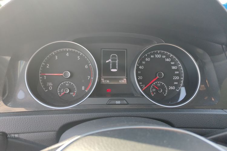 Volkswagen Golf 2018 car image #13