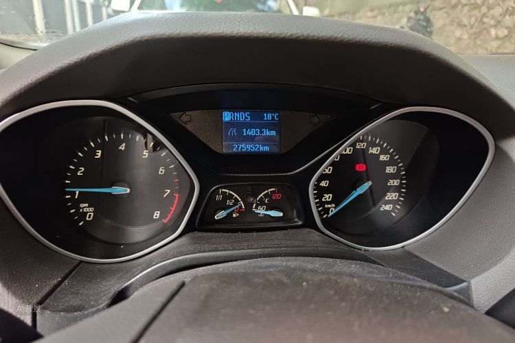 Ford Focus 2013 car image #13