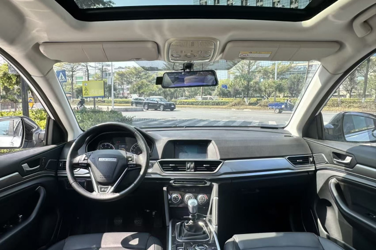 Haval H6 2019 car image #13
