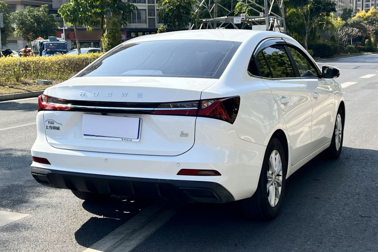 Roewe i5 2023 изображение автомобиля #13