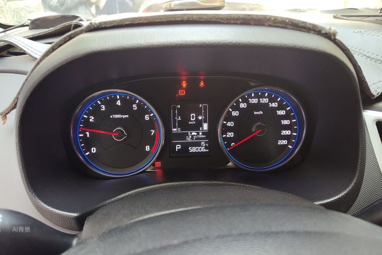 Hyundai ix25 2018 car image #13