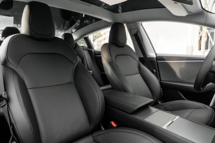Tesla Model 3 2024 immagine di auto #13