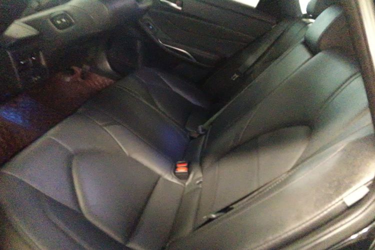 Toyota Avalon 2024 car image #13