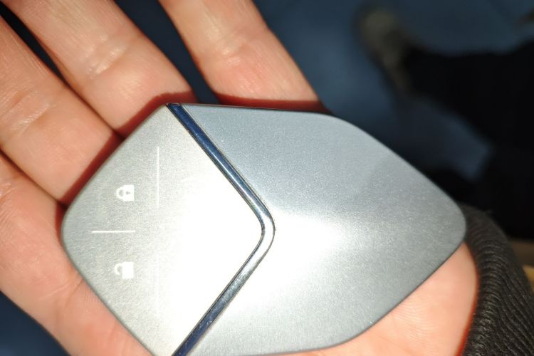 Deepal S05 2025 car image #13