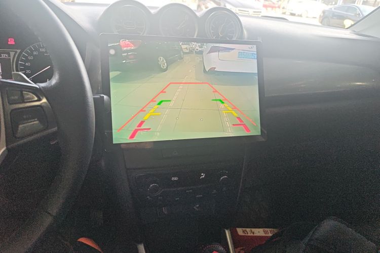 Suzuki Vitara 2016 image de voiture #13