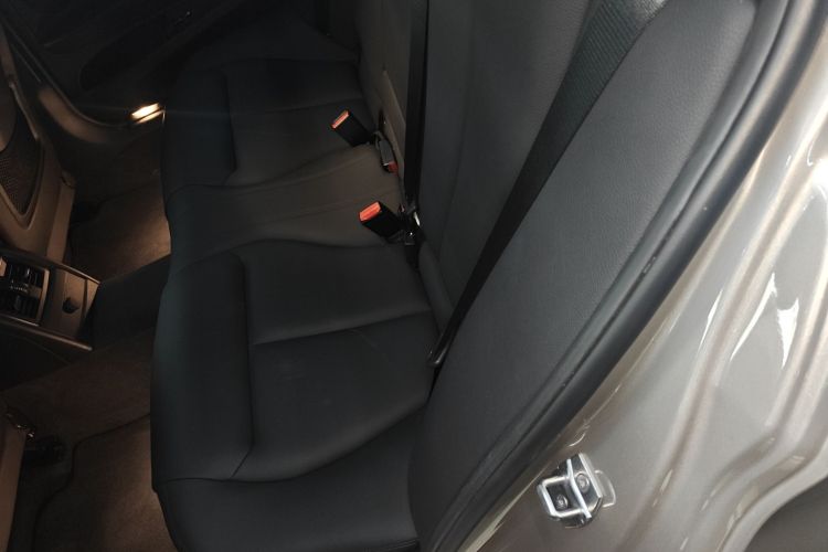 BMW 3 Series 2017 #13 BMW 3 Series 2017 car image #13