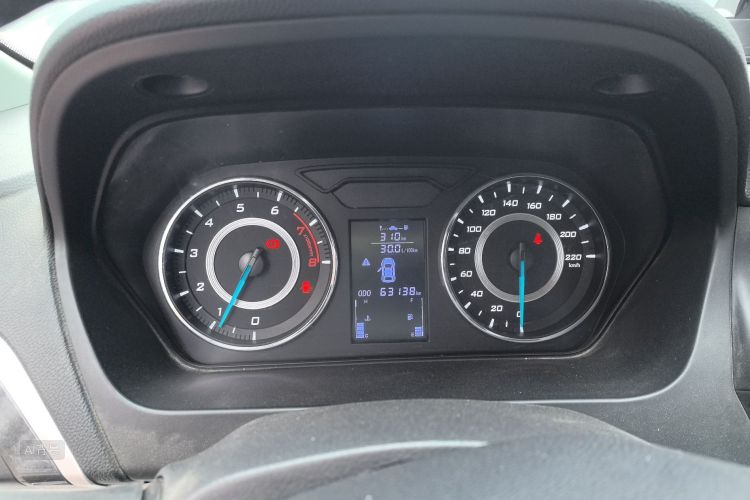 Soueast V5 Lingzhi 2017 car image #13