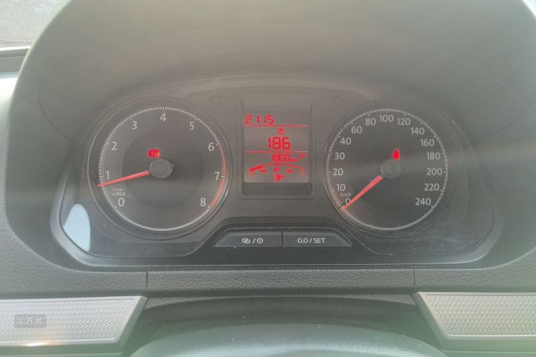 Volkswagen Jetta 2017 immagine di auto #13