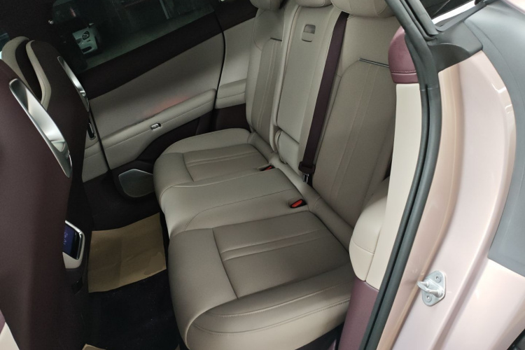 小米汽车 小米YU7 2025 汽车图片 #13