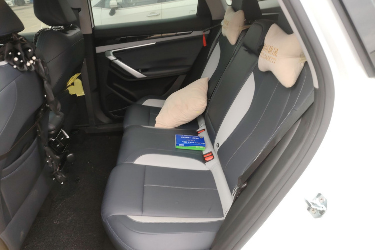 GEELY Boyue L 2024 car image #13