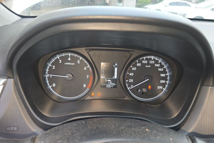 Hyundai Reina 2019 car image #13