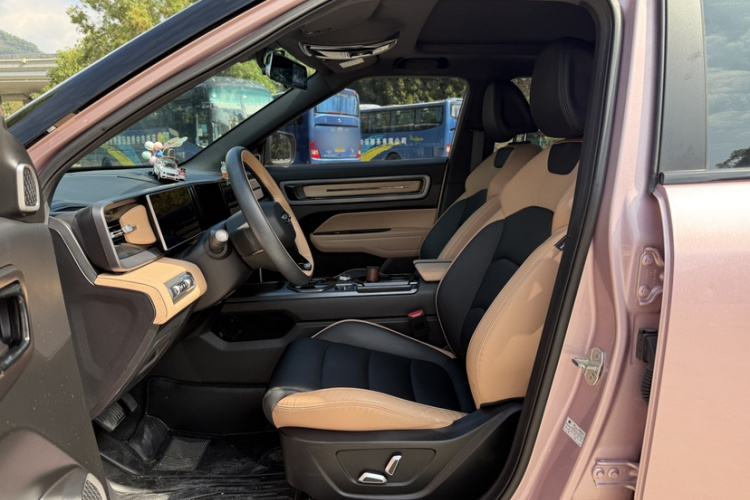 GEELY ICON 2023 صورة سيارة #13