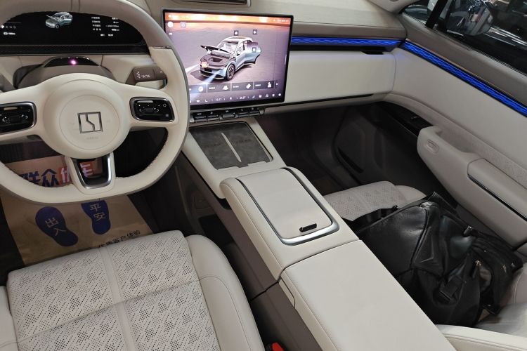 极氪 极氪7X 2025 汽车图片 #13