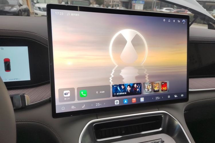 Denza N9 2025 #13 Denza N9 2025 imagem de carro #13