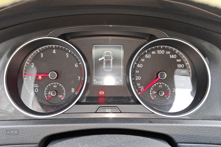 Volkswagen Golf 2017 изображение автомобиля #13