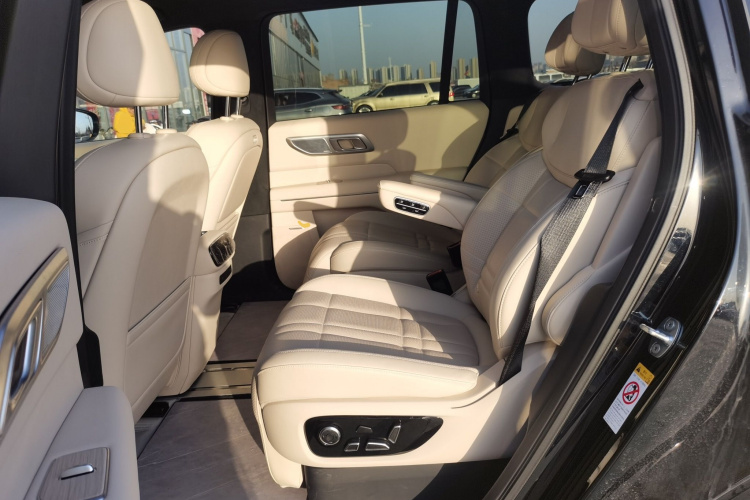 Deepal S09 2025 imagen de coche #13