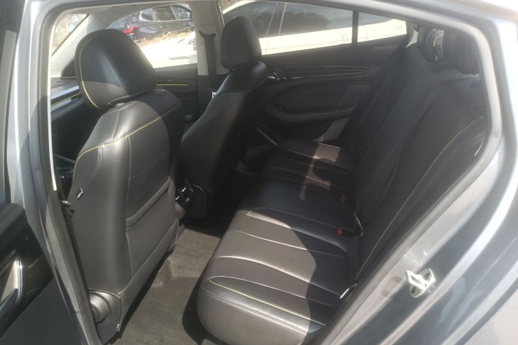Roewe i5 2021 #13 Roewe i5 2021 car image #13
