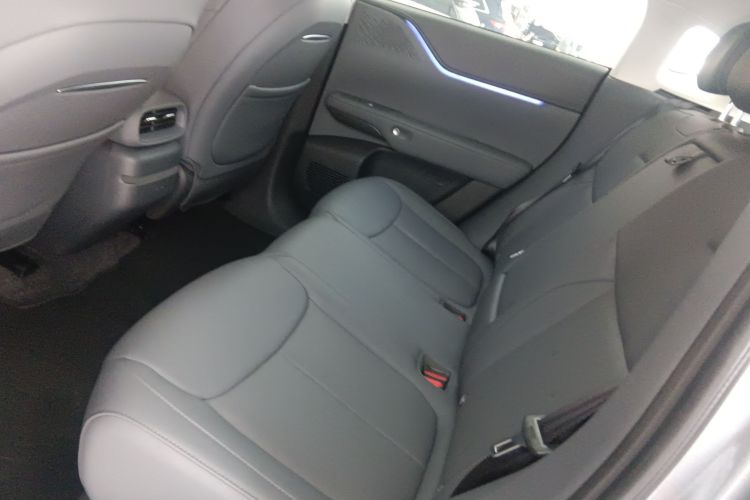 Xpeng G6 2025 #13 Xpeng G6 2025 car image #13