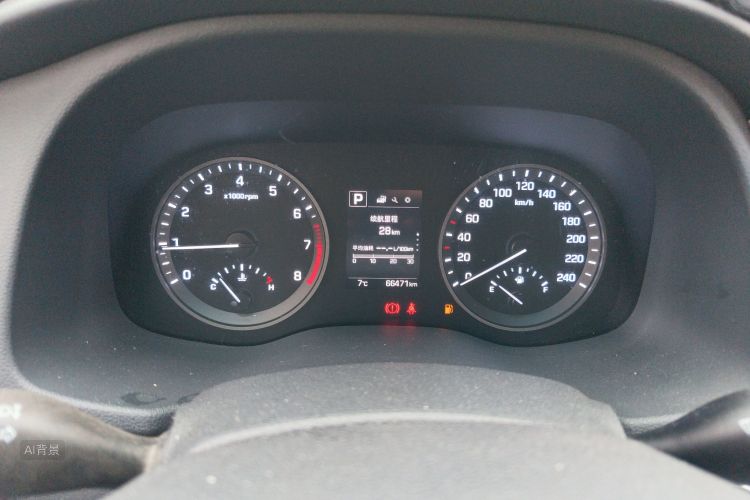 Hyundai Tucson 2017 immagine di auto #13