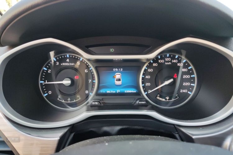 GEELY Emgrand 2016 car image #13