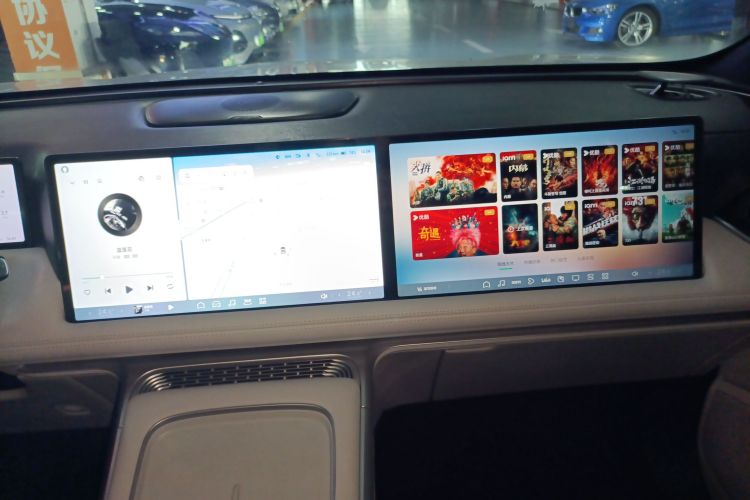 Xpeng G9 2023 #13 Xpeng G9 2023 car image #13