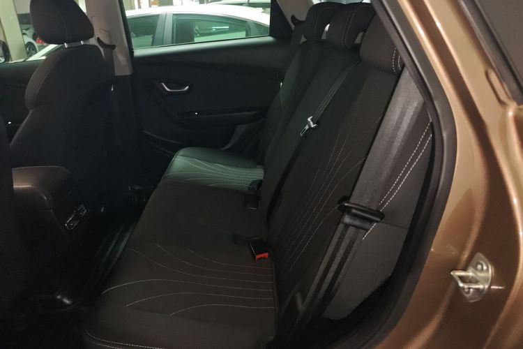 X70M 2020 car image #13