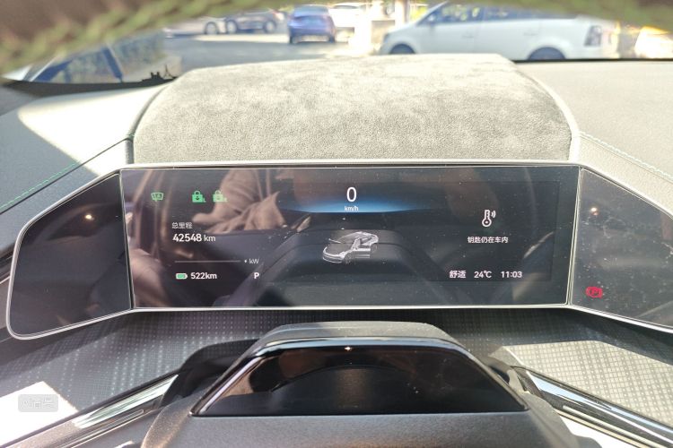 Zeekr 001 2023 immagine di auto #13