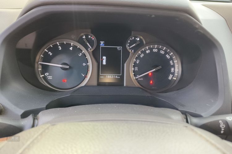 Toyota Land Cruiser Prado 2020 immagine di auto #13