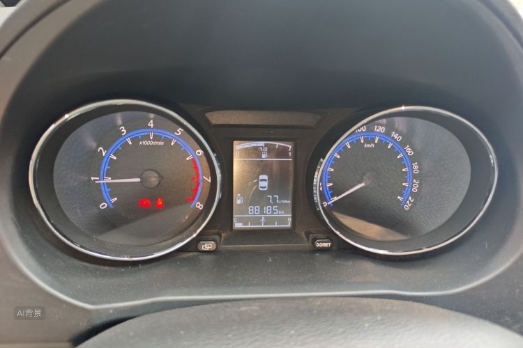 Forthing S500 2015 car image #13