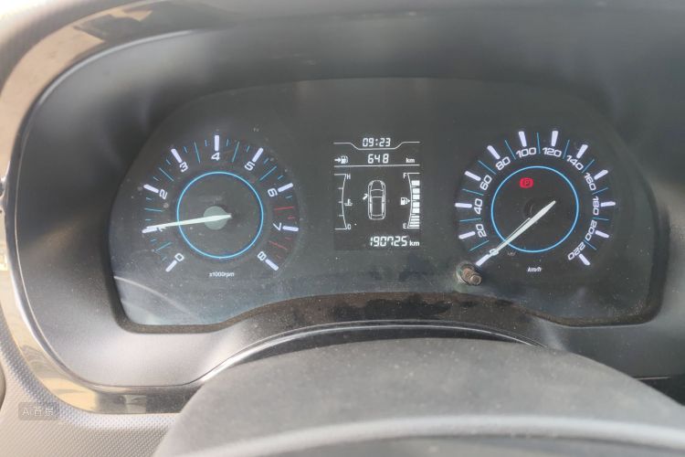 Chery Tiggo 3 2018 immagine di auto #13