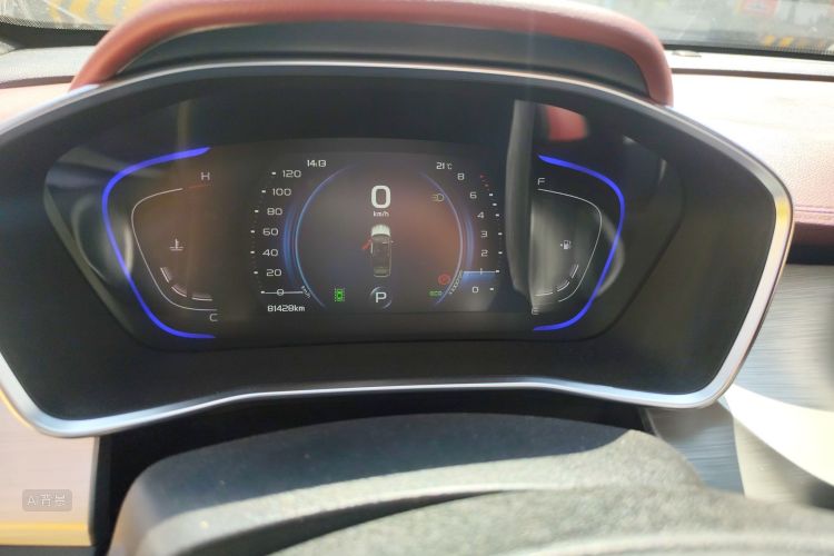 GEELY Coolray 2018 #13 GEELY Coolray 2018 car image #13