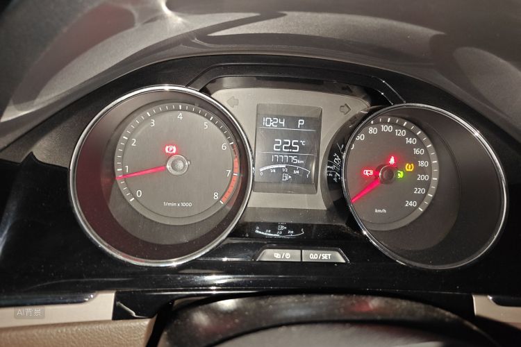 Volkswagen Bora 2014 immagine di auto #13