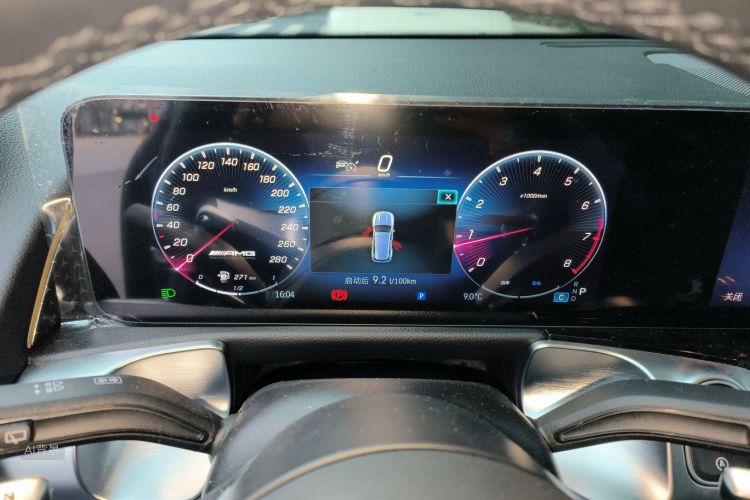 Mercedes-Benz GLB AMG 2025 car image #13