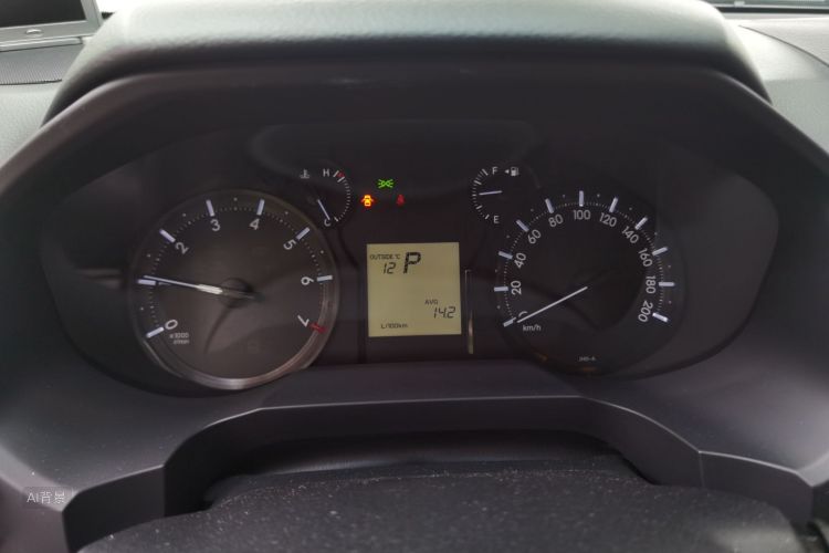 Toyota Land Cruiser Prado 2019 immagine di auto #13