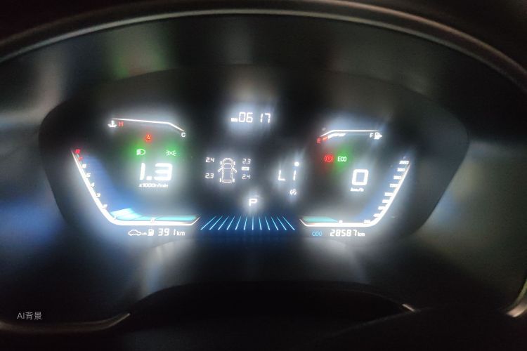 SWM G05 2023 image de voiture #13