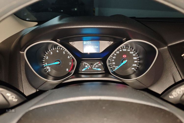 Ford Focus 2018 car image #13