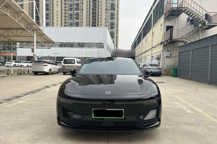 极氪 极氪007 2024 汽车图片 #13